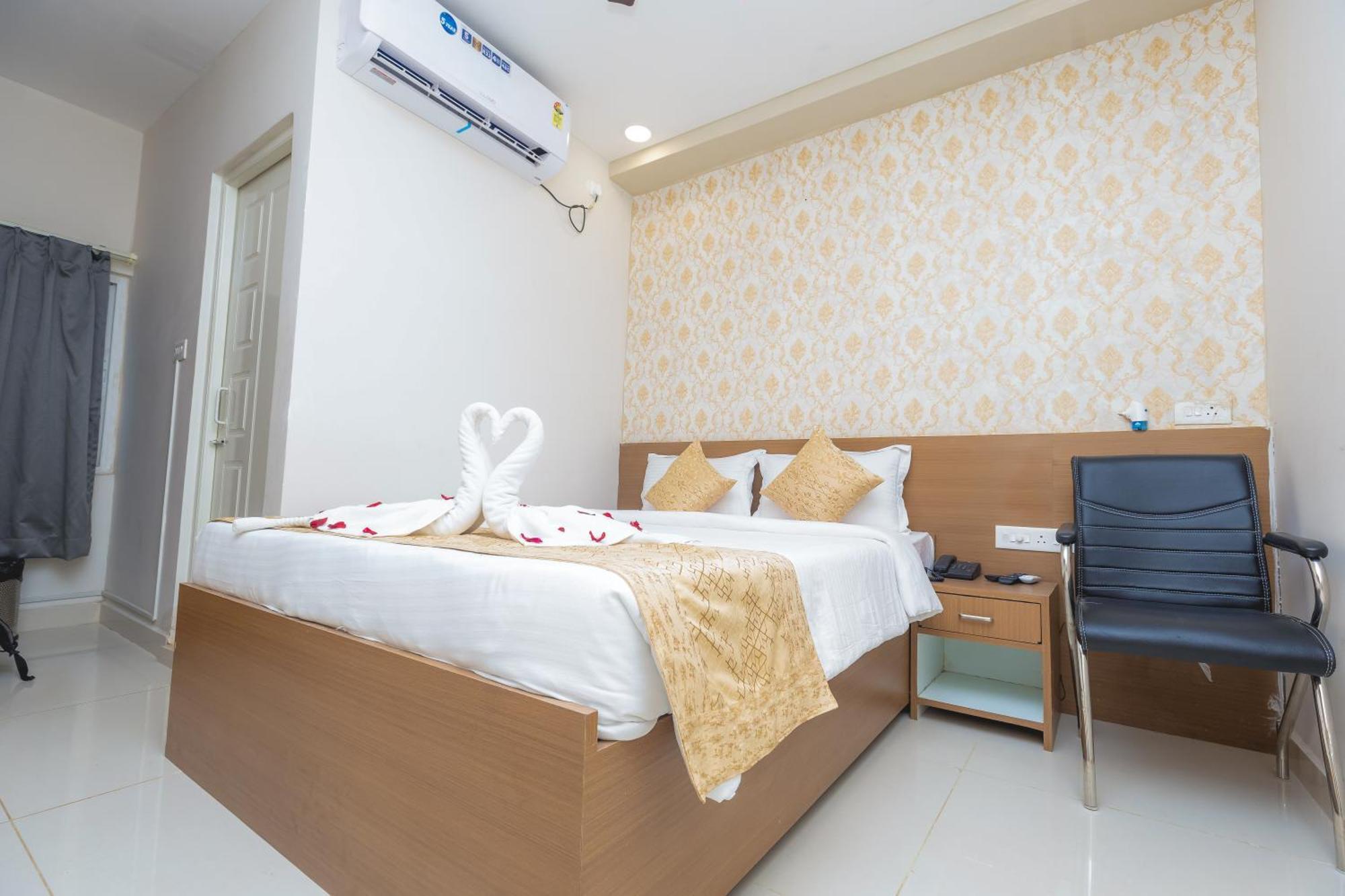 Rosewood Luxury Hotel 부바네스 외부 사진