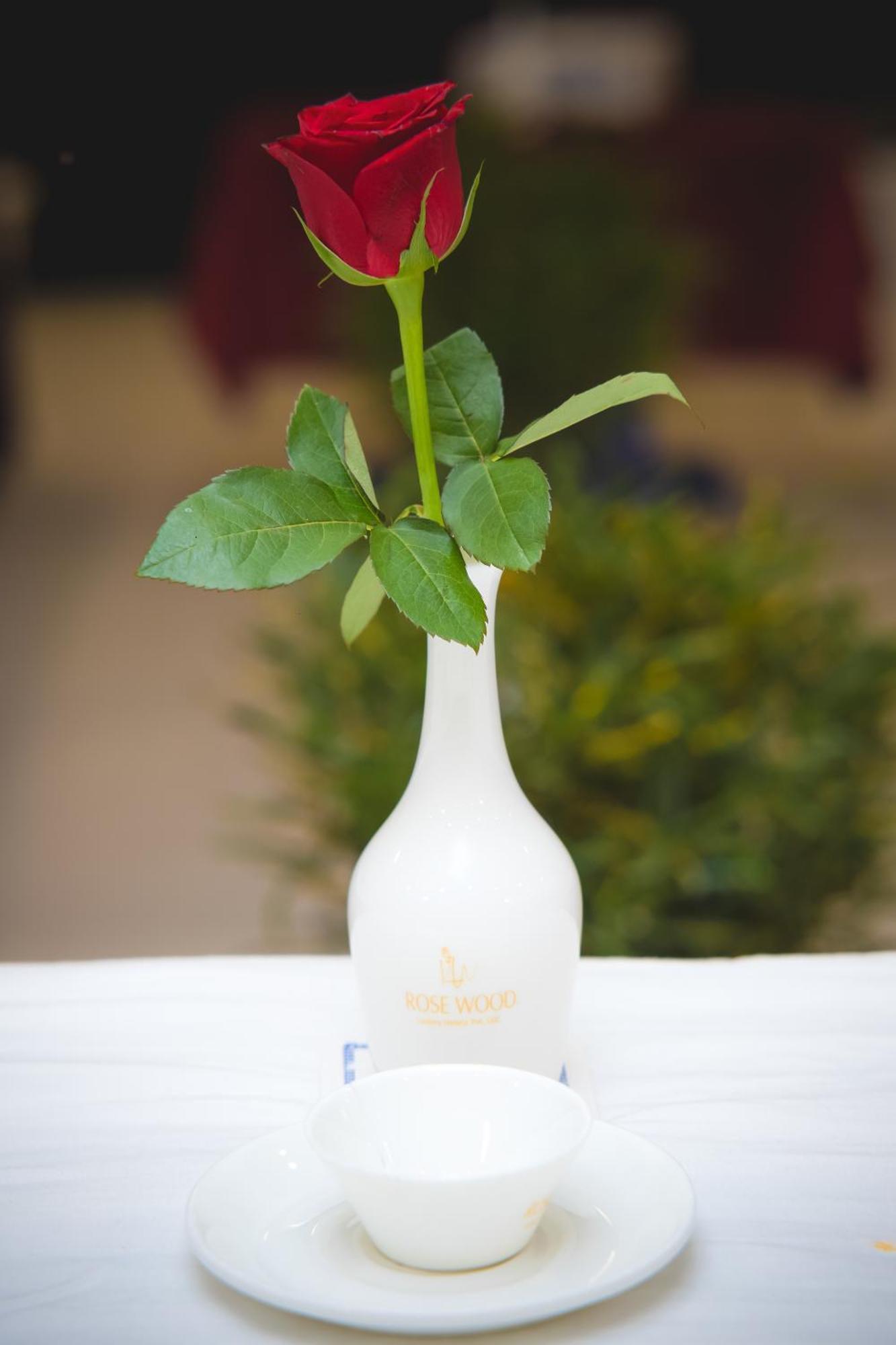 Rosewood Luxury Hotel 부바네스 외부 사진
